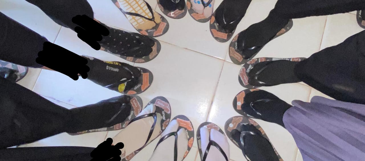 Siswa Kelas XIA Ciptakan Rasa Solidaritas Siswa Kelas XIA Ciptakan Rasa Solidaritas