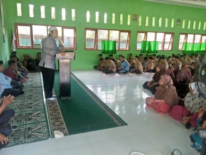Man 1 Muaro Jambi Mengadakan Pengajian untuk Penyambutan Bulan Suci Ramadhan 1349 H
