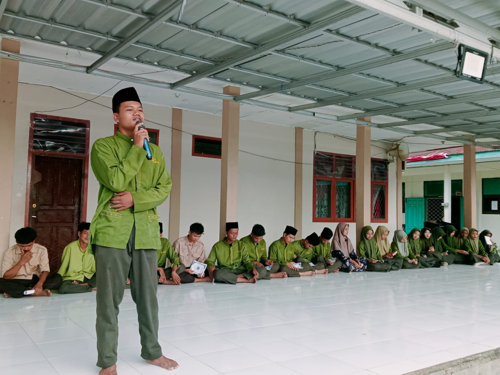 Muhadhoroh : Tanggung Jawab Seorang Pelajar di Sekolah 