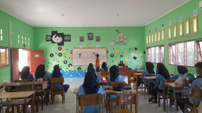 Siswa Kelas XII MAN 1 Muaro Jambi Ikuti Tambahan Belajar Hadapi Ujian Madrasah