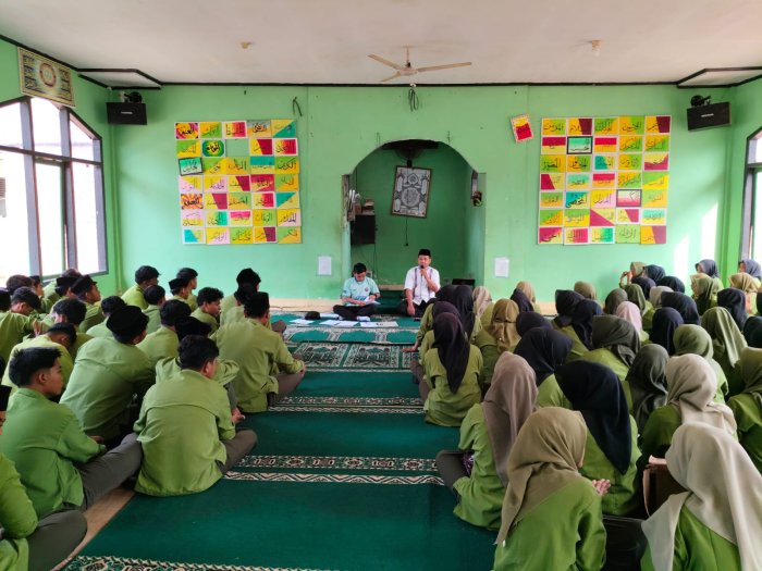 Menuju TKA 2026, MAN 1 Muaro Jambi Perkuat Persiapan Akademik Siswa Kelas XII Menuju TKA 2026, MAN 1 Muaro Jambi Perkuat Persiapan Akademik Siswa Kelas XII