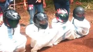 Lomba Balap Karung Memakai Helm akan Digelar pada Pelaksanaan HUT RI Lomba Balap Karung Memakai Helm akan Digelar pada Pelaksanaan HUT RI