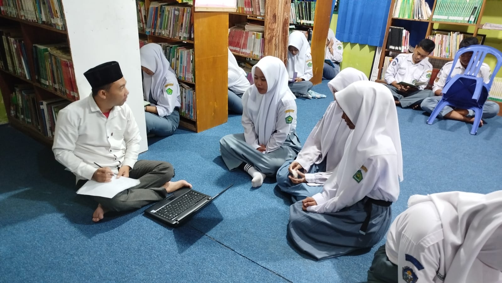 Manfaatkan Waktu Istirahat untuk Belajar Manfaatkan Waktu Istirahat untuk Belajar