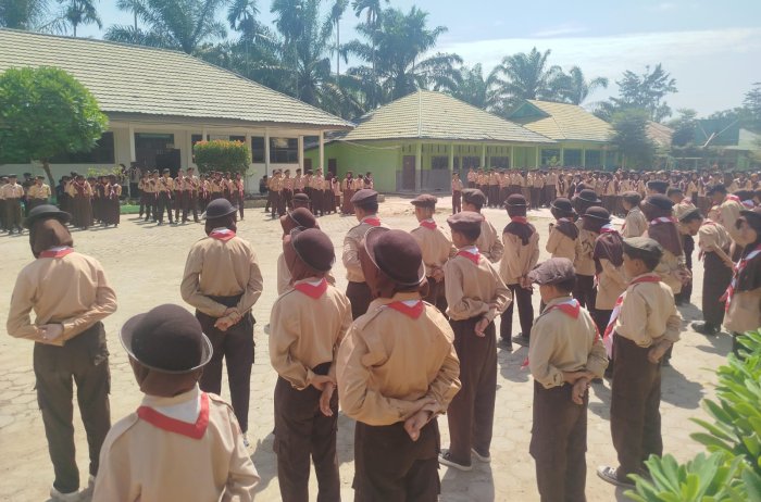 Tradisi Jumat Sehat Pramuka MAN 1 Muaro Jambi Terus Dilestarikan