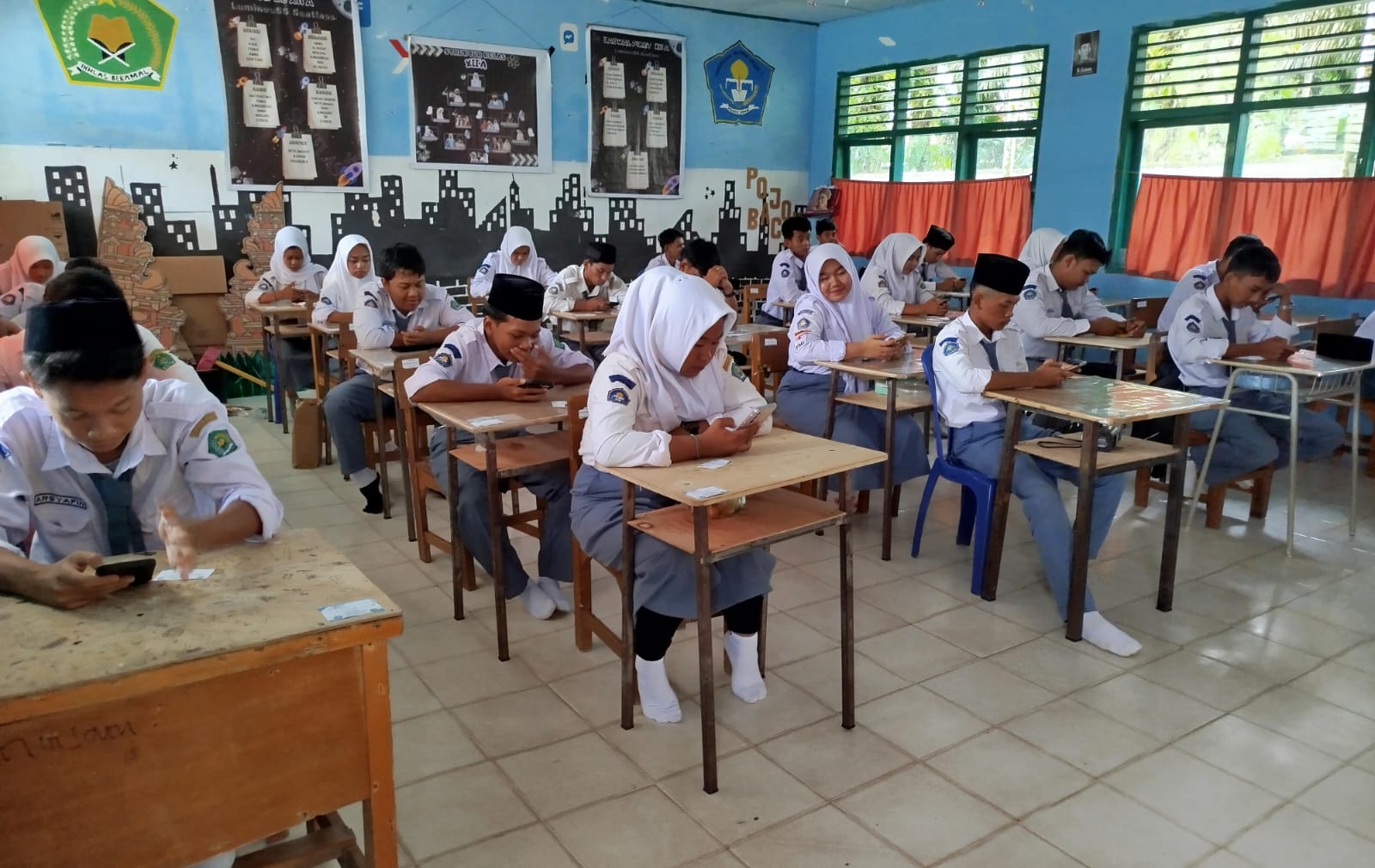Pelaksanaan SAS Semester Ganjil MAN 1 Muaro Jambi Hari Ke 4 Lancar Jaya