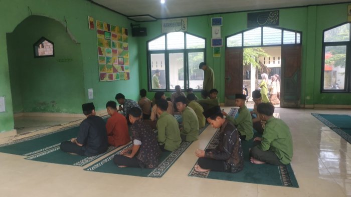 Pembiasaan Salat Dhuha Kembali Digalakkan di MAN 1 Muaro Jambi Pasca Libur Semester