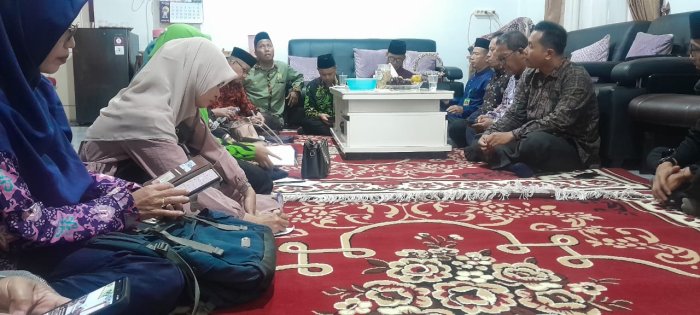 Madrasah Siapkan Peringatan HGN, Waka Kesiswaan Ikuti Rapat di Kasang Pudak Madrasah Siapkan Peringatan HGN, Waka Kesiswaan Ikuti Rapat di Kasang Pudak