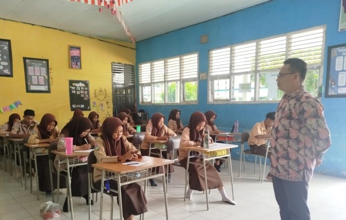 Koordinasi Guru BK dan Wakil Kurikulum Tentukan Siswa Eligible SNBP di MAN 1 Muaro Jambi