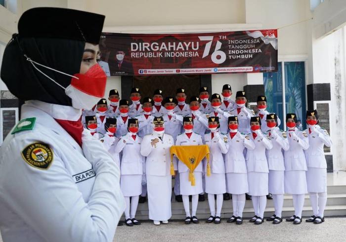 Siswa MAN 1 Muaro Jambi Sukses Menyelesaikan Tugas Sebagai Paskibraka