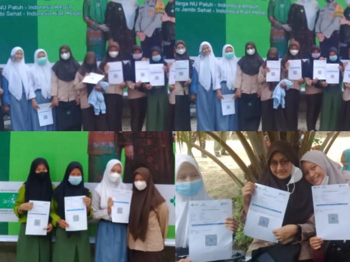 Ratusan Siswa MAN 1 Muaro Jambi Ikuti Vaksinasi Tahap 1