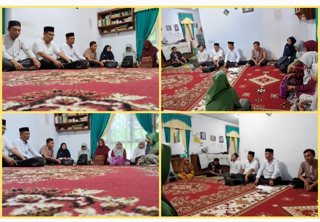 Ikut Berbelasungkawa Bertakziah Ke Rumah Purnabakti Kepala MAN 1 Muaro Jambi Pertama