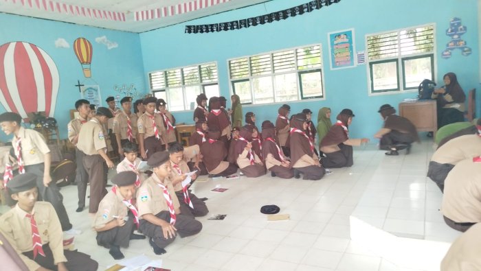 Semangat Kepramukaan Menguatkan Karakter Siswa MAN 1 Muaro Jambi