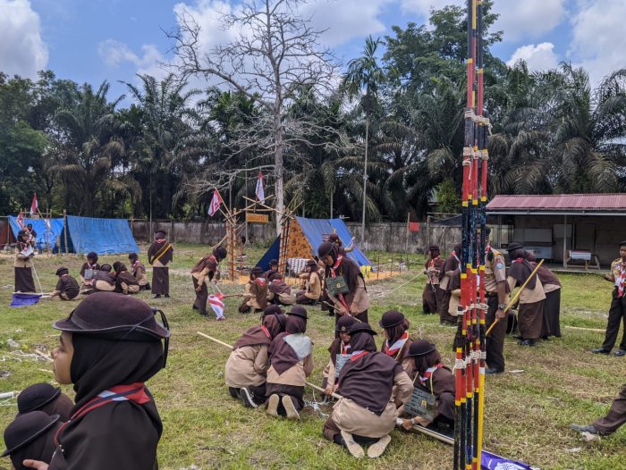 Pionering Asah Kreativitas dan Kekompakan Peserta PTA MAN 1 Muaro Jambi