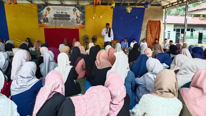 Kepala MAN 1 Muaro Jambi Ajak Warga Madrasah Tingkatkan Ibadah Menuju Indonesia Emas