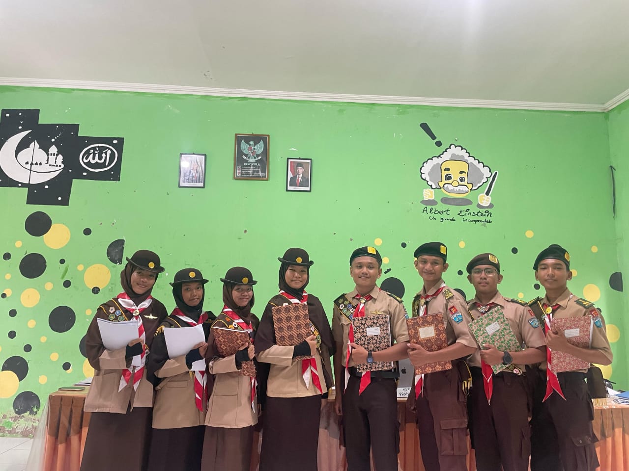 Pramuka MAN 1 Muaro Jambi Ciptakan Generasi Tangguh Pramuka MAN 1 Muaro Jambi Ciptakan Generasi Tangguh