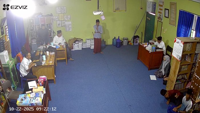 Suara Merdu Santri Warnai Lomba Adzan di MAN 1 Muaro Jambi