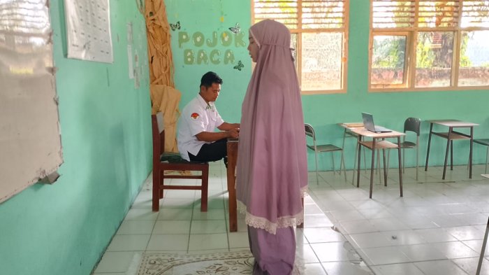 Panitia PMBM MAN 1 Muaro Jambi Rampungkan Rekap Nilai, Hasil Seleksi Diumumkan Besok Panitia PMBM MAN 1 Muaro Jambi Rampungkan Rekap Nilai, Hasil Seleksi Diumumkan Besok