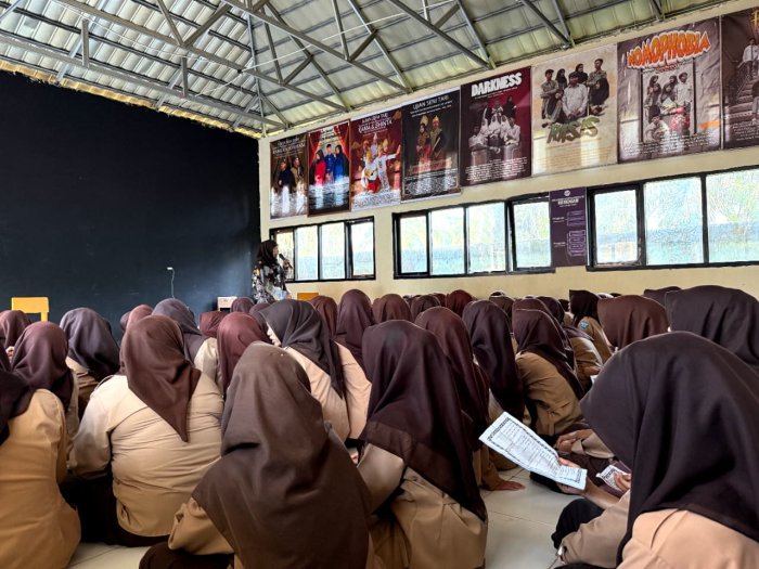 Siswa MAN 1 Muaro Jambi Pelajari Tata Cara Pengurusan Jenazah