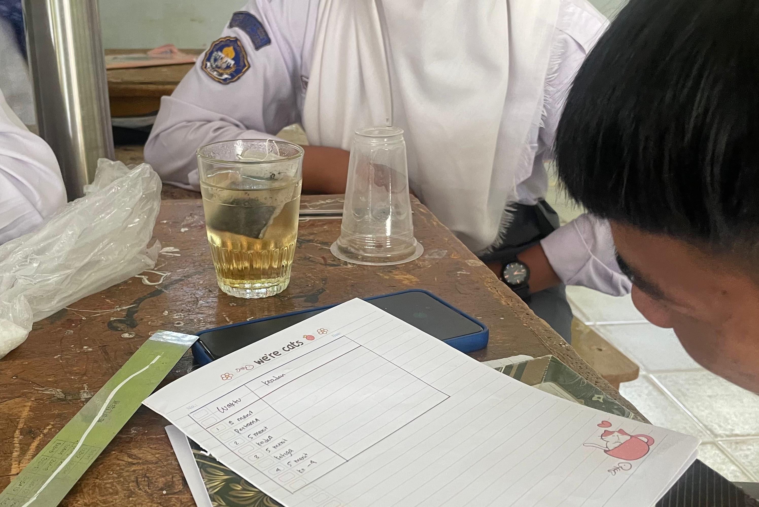 Siswa MAN 1 Muaro Jambi Amati Proses Difusi dan Osmosis Siswa MAN 1 Muaro Jambi Amati Proses Difusi dan Osmosis