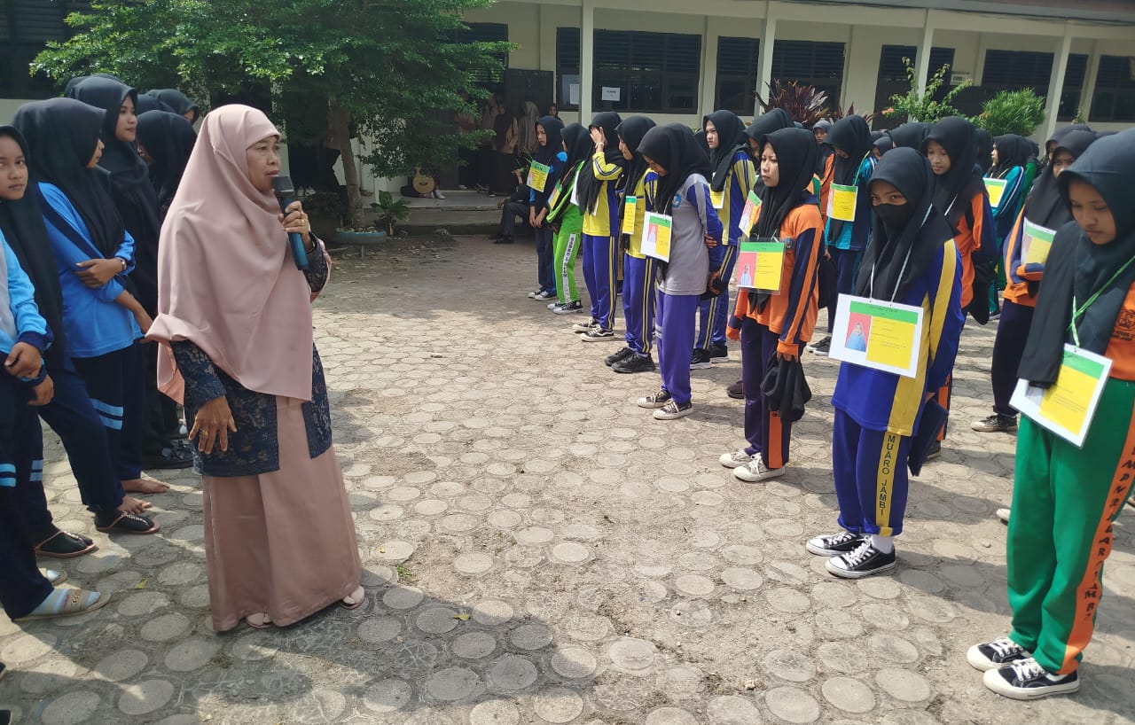 Atraksi Ekskul mewarnai Matsama di Hari Terakhir