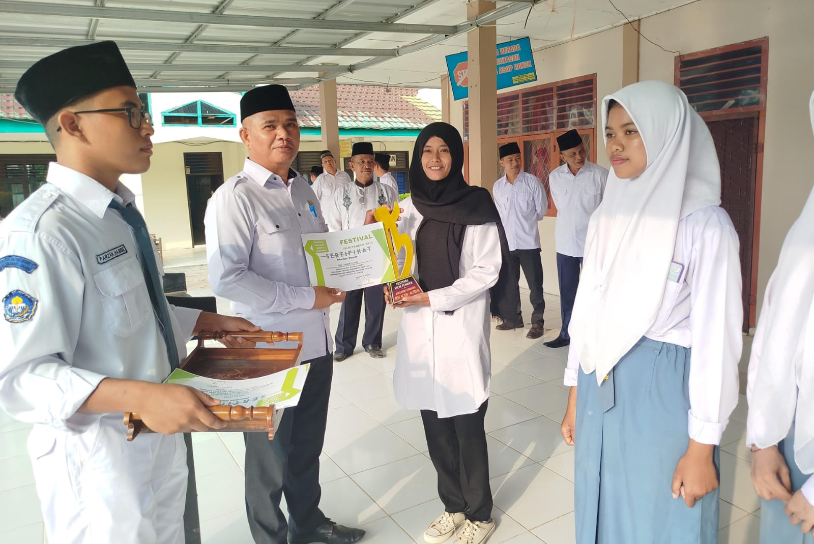 Siswa MAN 1 Muaro Jambi Terpilih Menjadi Aktor Terbaik dalam Festival Film Lampung 