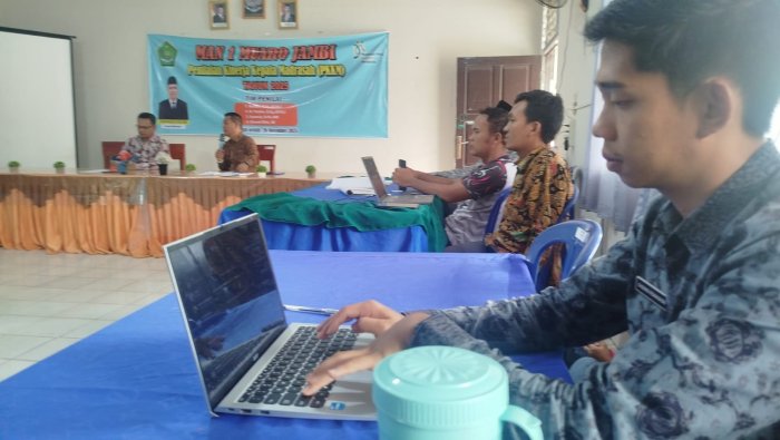 ASN GTK MAN 1 Muaro Jambi Diingatkan Segera Rampungkan RHK 2026 ASN GTK MAN 1 Muaro Jambi Diingatkan Segera Rampungkan RHK 2026