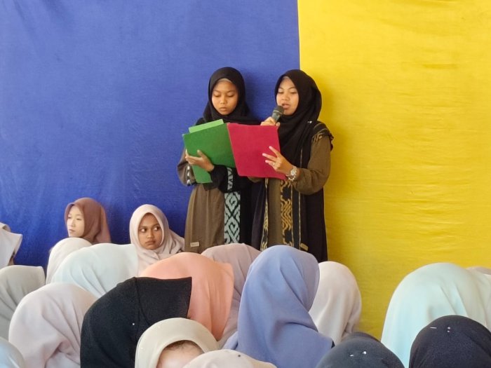 Kerja Sama Guru, Siswa, dan Komite Sukseskan Maulid Nabi di MAN 1 Muaro Jambi