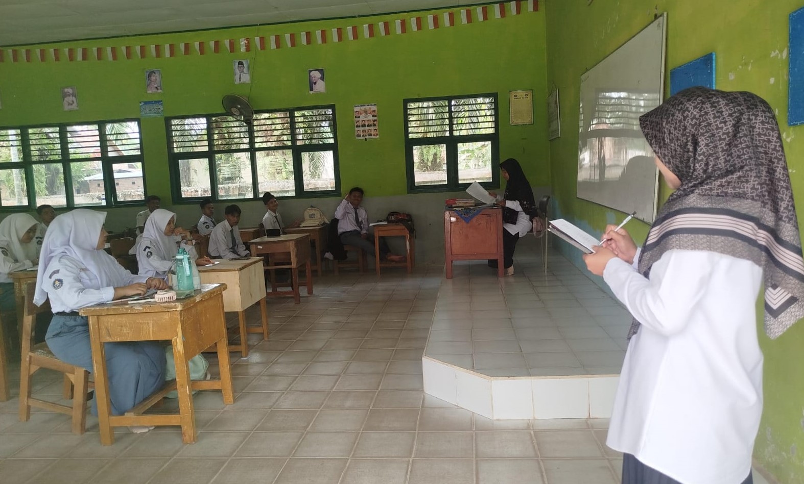 Guru Piket Wajib Laksanakan Pengontrolan Kehadiran Siswa