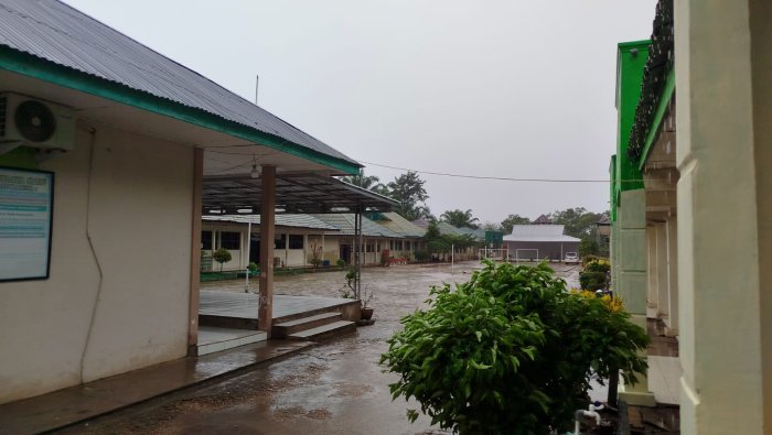 Hujan Deras dan Angin Kencang, ASAT MAN 1 Muaro Jambi Ditunda