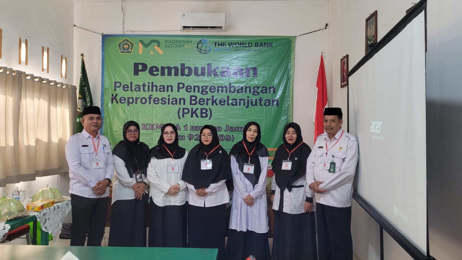 Kepala MAN 1 Muaro Jambi Ikuti Pembukaan PKB 