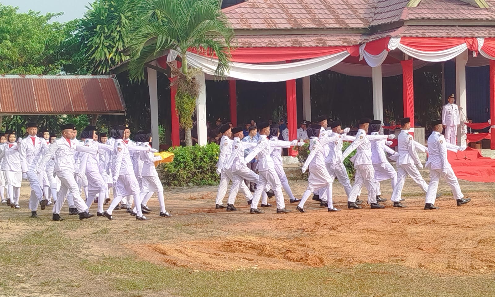 Paskibra MAN 1 Muaro Jambi Sukses Jalankan Tugas