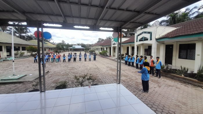 25 Siswa Antusias Ikuti PTW PMR di MAN 1 Muaro Jambi