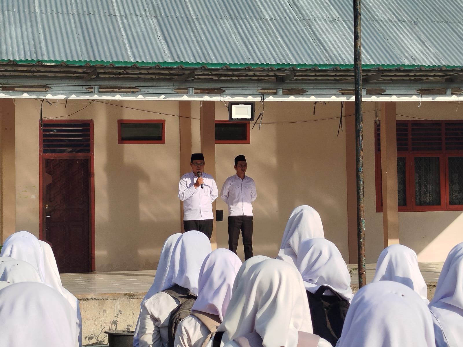 Ketua Panitia PPDB Berikan Arahan Sebelum Pelaksanaan ujian