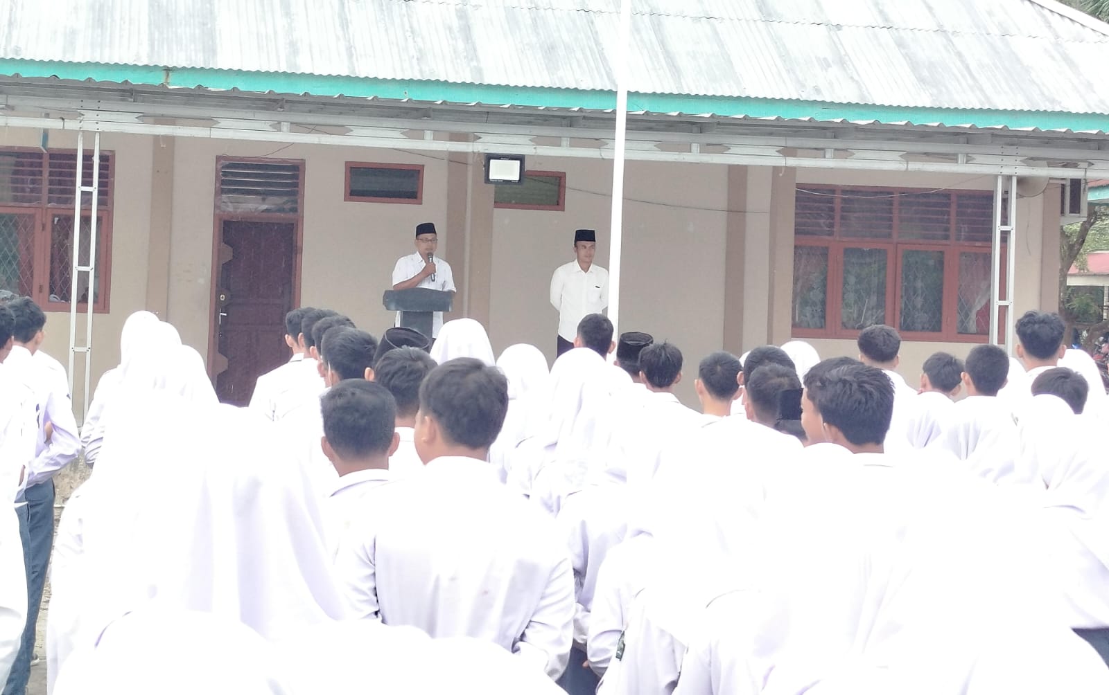 Ketua Panitia STS Berikan Arahan Sebelum Pelaksanaan ujian