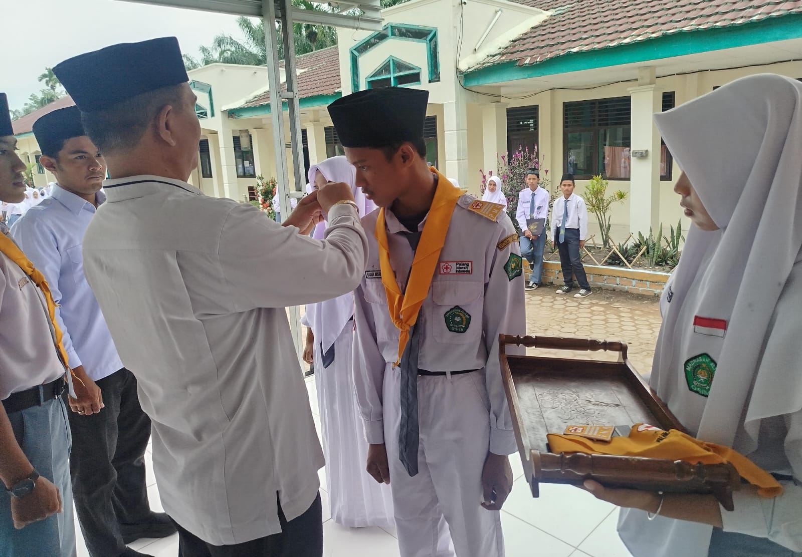 Pelantikan Pengurus PMR MAN 1 Muaro Jambi Masa Bakti 2024/2025