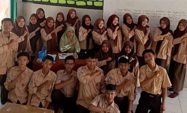 Foto Bersama Setelah Refleksi Pembelajaran