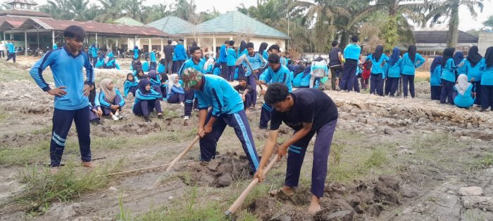 Siswa Kelas XI MAN 1 Muaro Jambi Dapat Pembekalan Kokurikuler Pertanian