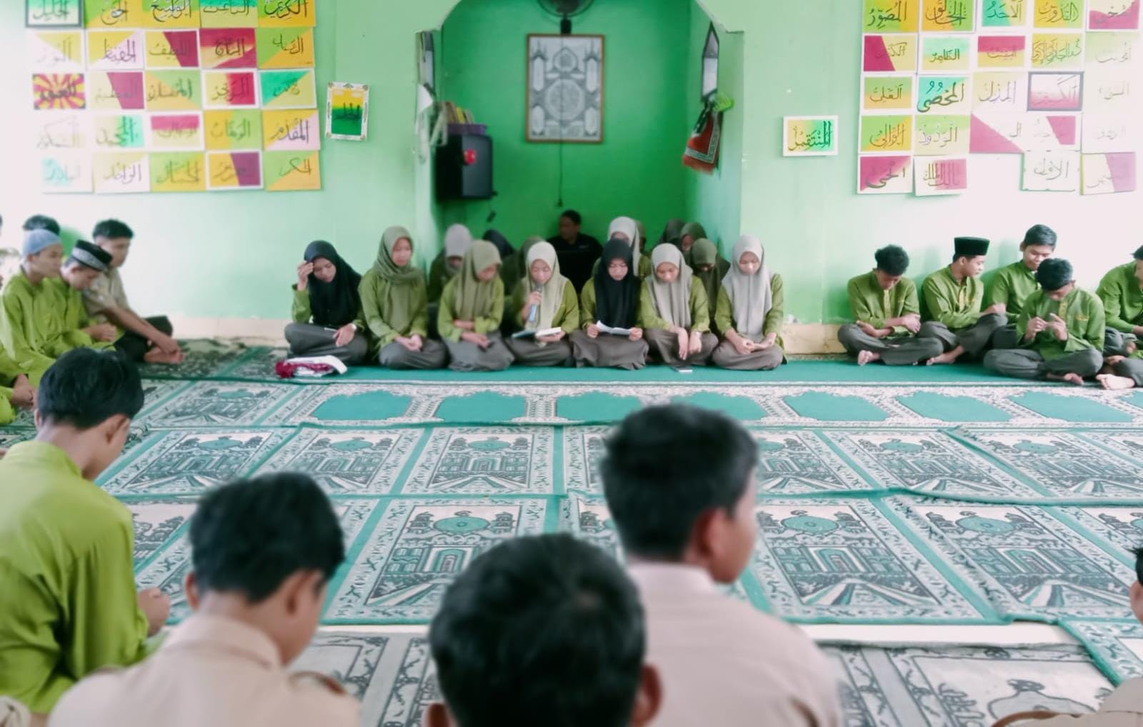 Kelas XII A Sukses Melaksanakan Kegiatan Muhadhoroh