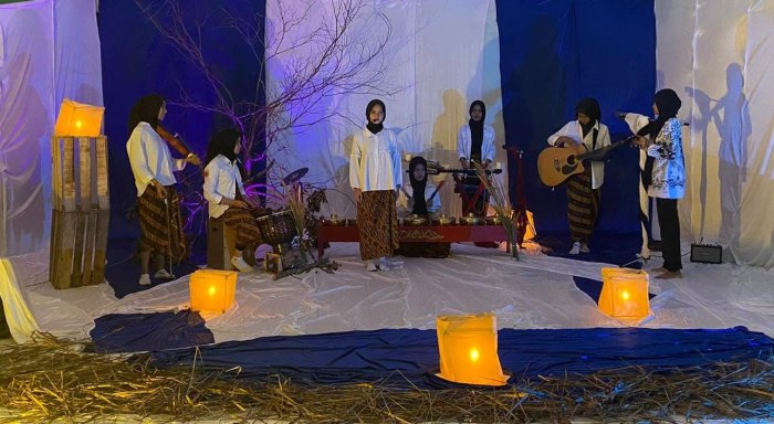 Siswa MAN 1 Muaro Jambi Mantapkan Latihan Sendratasik Mengangkat Kisah Malin Kundang