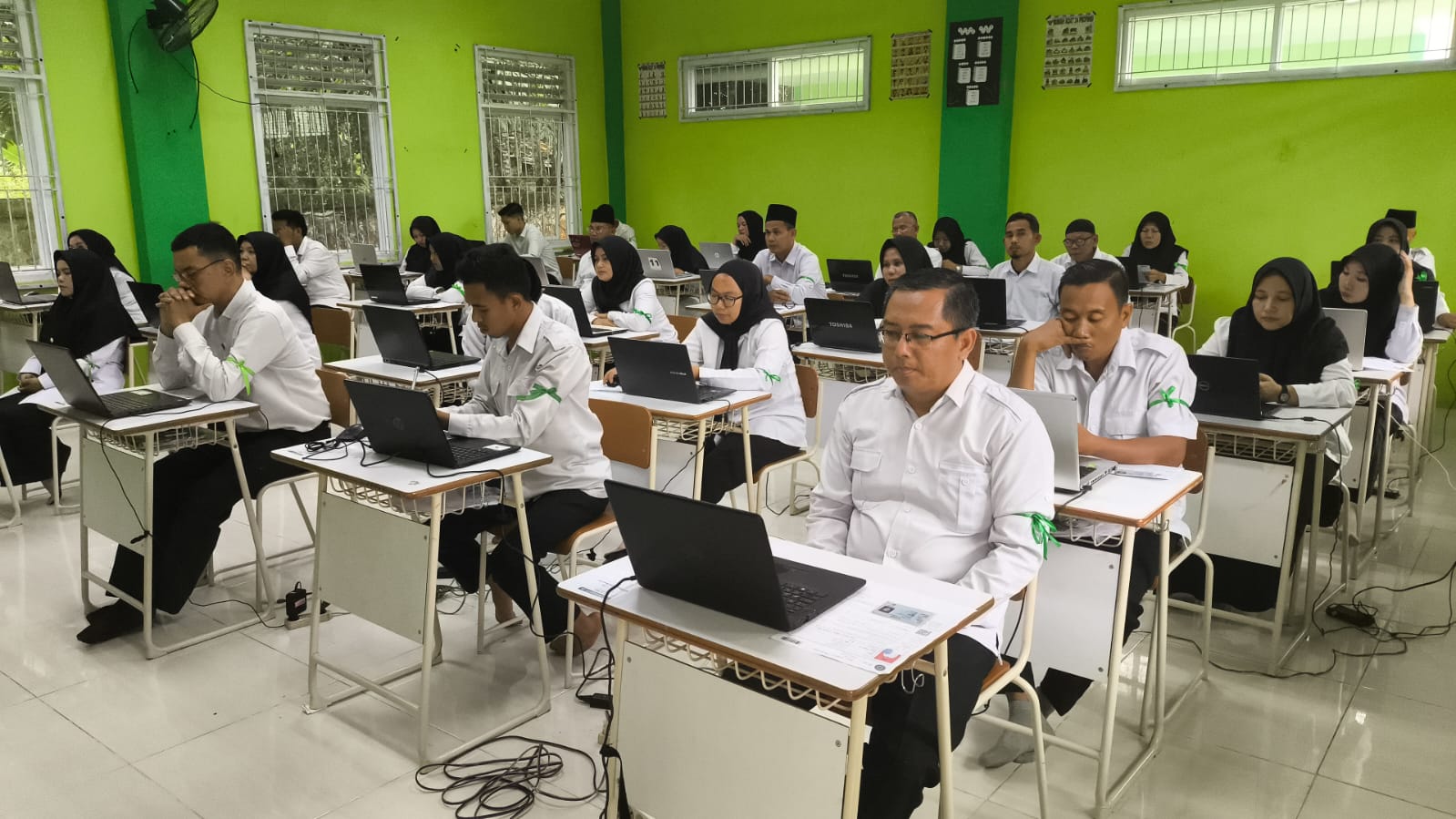 Empat GTK MAN 1 Muaro Jambi Ikuti Seleksi Kompetensi Teknis Tambahan (SKTT)