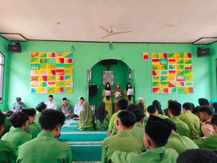 Siraman Rohani Warnai Peringatan Nuzulul Quran di MAN 1 Muaro Jambi