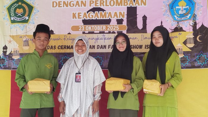 Santri Cerdas, Santri Hebat: MAN 1 Muaro Jambi Umumkan Juara Cerdas Cermat