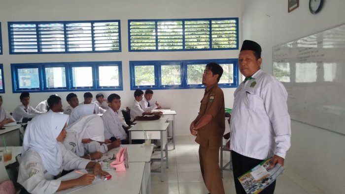 MAN 1 Muaro Jambi Gencarkan Sosialisasi PPDB 2026/2027 ke Sekolah Sekitar Sungai Gelam