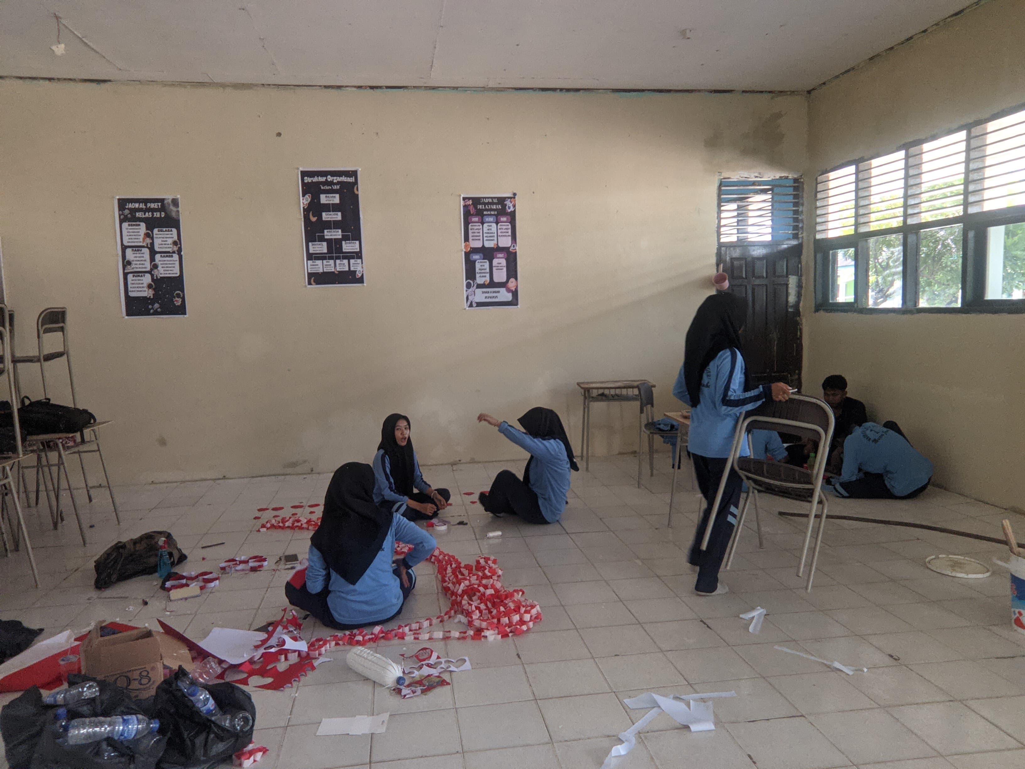 Kelas XII D Siap Sukseskan Kegiatan HUT RI ke 79
