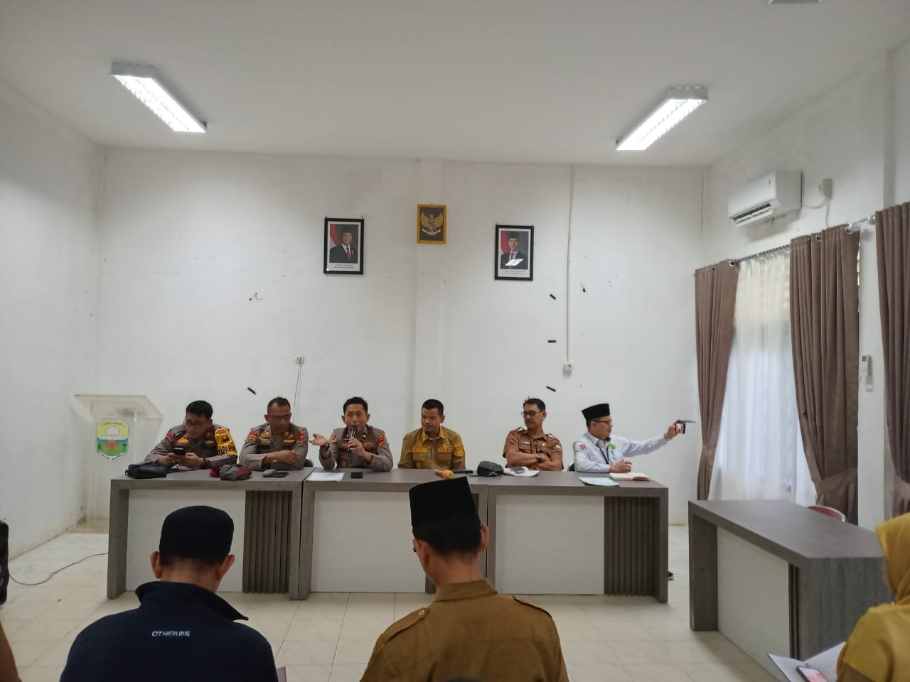 Kepala MAN 1 Muaro Jambi Hadiri Rapat Persiapan MBG Kepala MAN 1 Muaro Jambi Hadiri Rapat Persiapan MBG