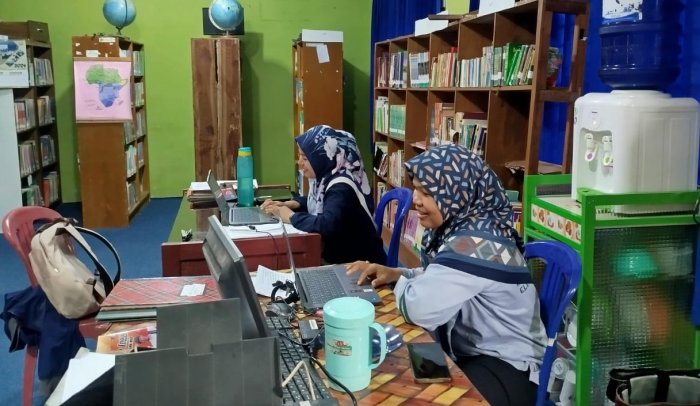 Jelang AKGTK, Guru MAN 1 Muaro Jambi Ikuti Uji Coba Aplikasi