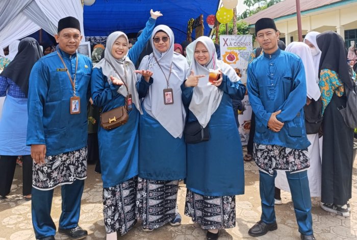 Delapan Guru MAN 1 Muaro Jambi Siapkan Berkas PPG Batch 4