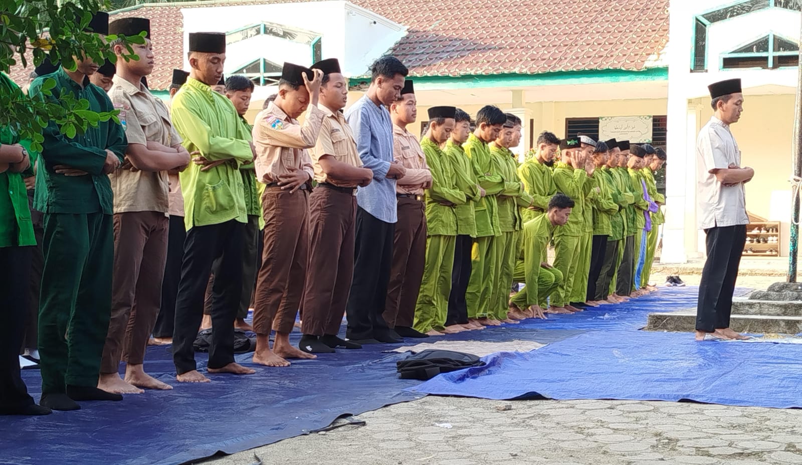 Awali Kegiatan Hari Jumat dengan Pembiasaan Salat Dhuha