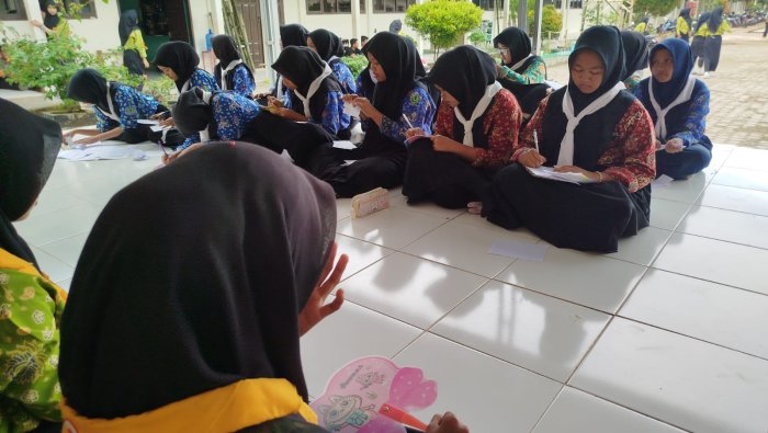 Semangat Kemanusiaan Berkobar di Ekstrakurikuler PMR MAN 1 Muaro Jambi