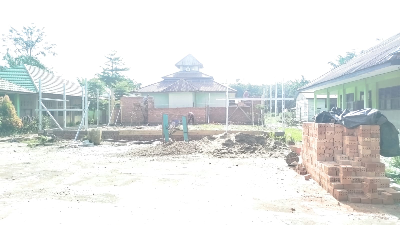 MAN 1 Muaro Jambi Hadirkan Pendopo Kreativitas Siswa MAN 1 Muaro Jambi Hadirkan Pendopo Kreativitas Siswa